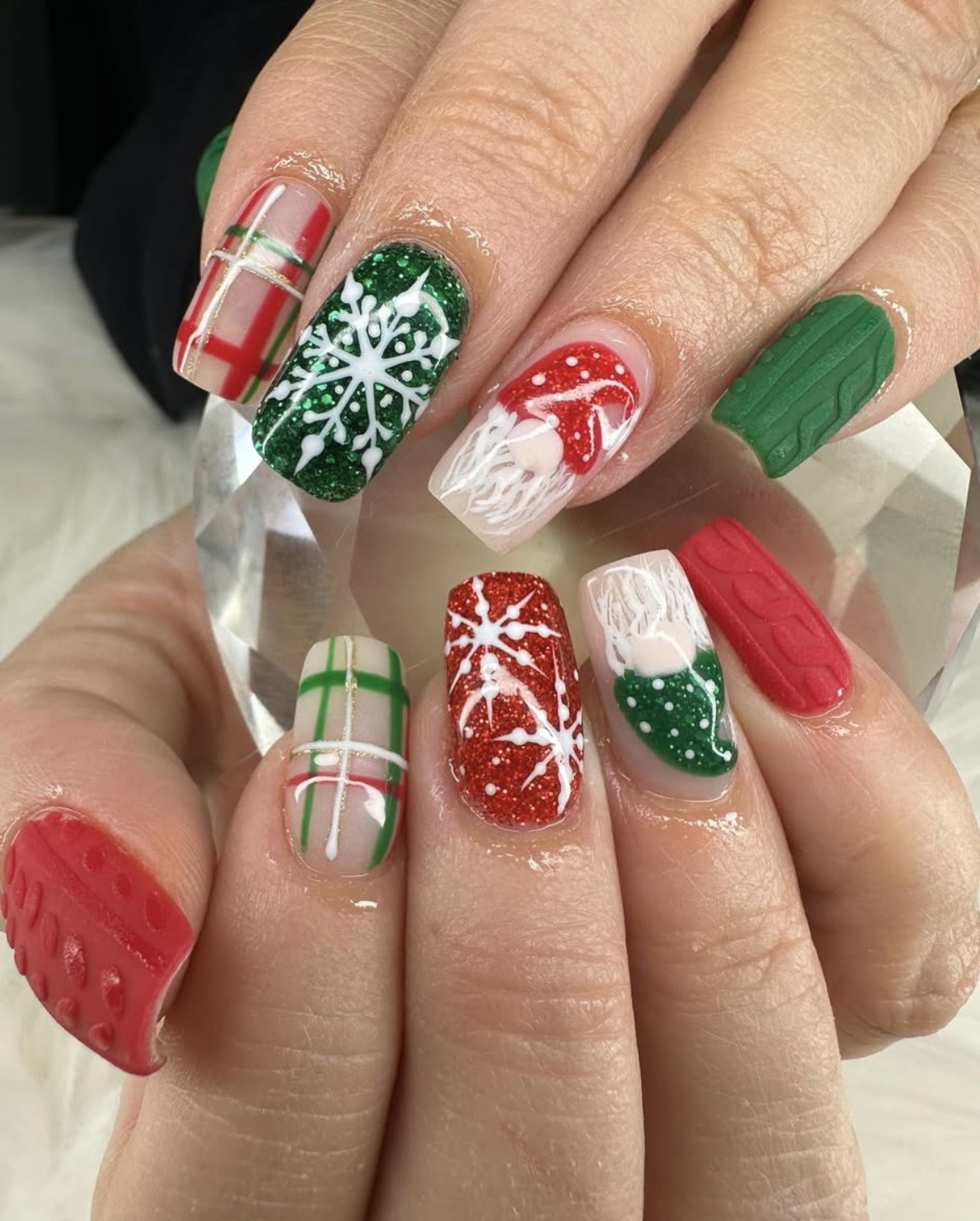 Christmas plaid & snowflake nail art