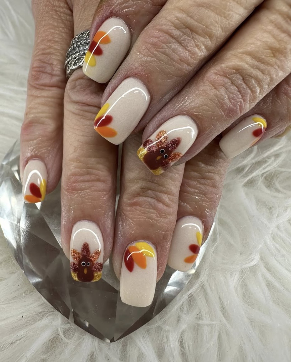Thanksgiving turkey & fall leaf nails